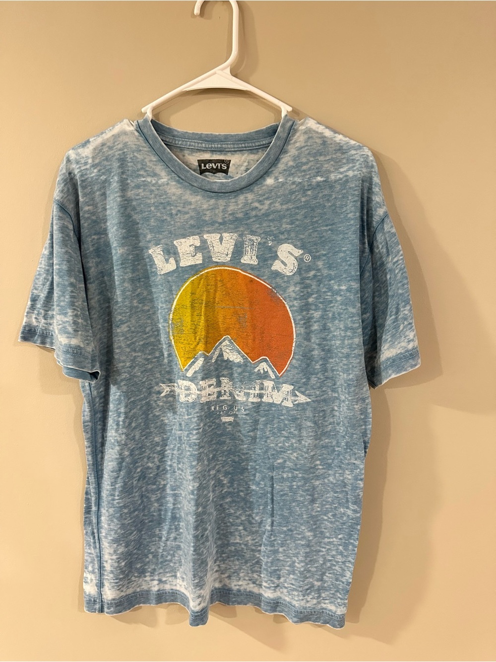 Levi's Light Blue Tie-Dye Logo Tee